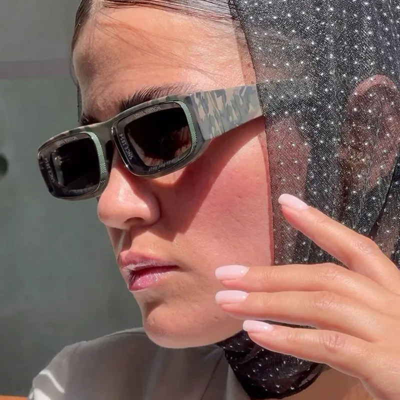 Double circle narrow frame square sun glasses in black with gray lens, retro punk street style design