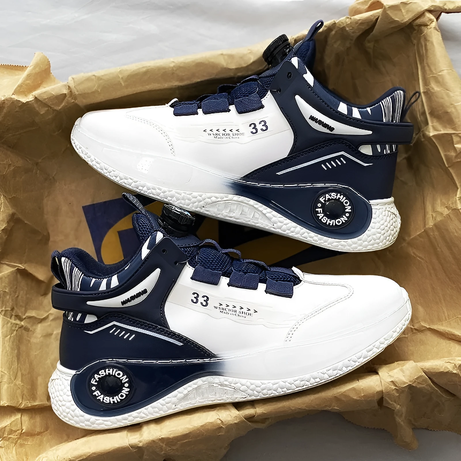 Men's mid-top casual sports running shoes with rotating button lacing, PU mesh upper, rubber sole, available in multiple colours