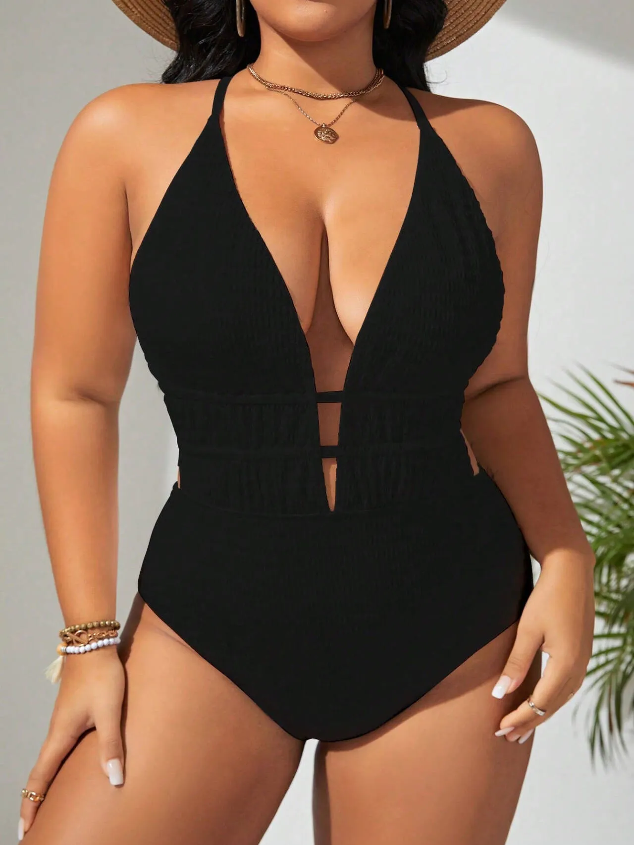 Women's solid colour one-piece swimsuit with belly-covering front, sleeveless, polyester fabric, available in multiple colours and sizes 0XL to 4XL