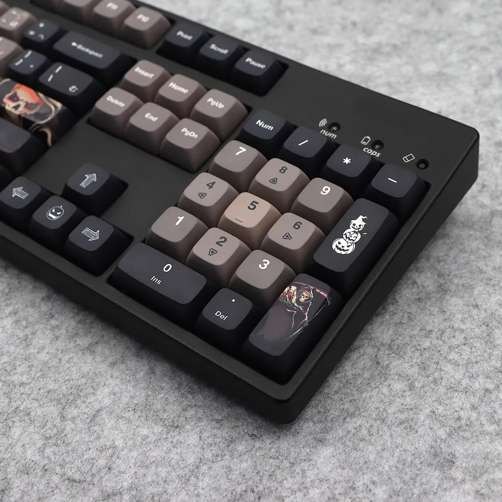 Five-sided sublimation PBT key cap set with Halloween theme in US layout showing 137 keys