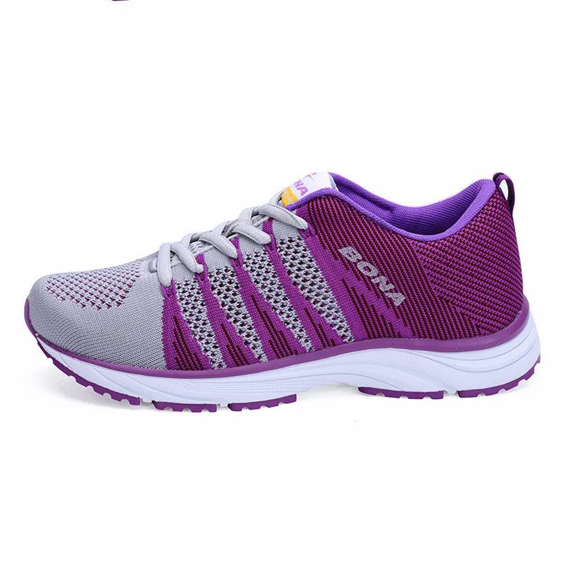 Women's hiking shoes with breathable mesh and leather upper, round toe, flat heel, available in blue and grey colourway