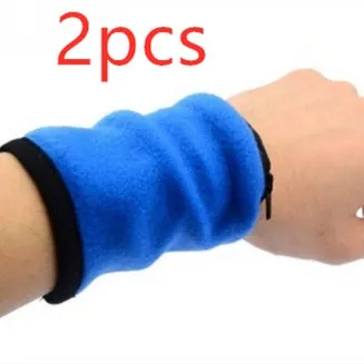 Sport phone arm bag wristband pocket in black with phone inserted, 10x12cm size