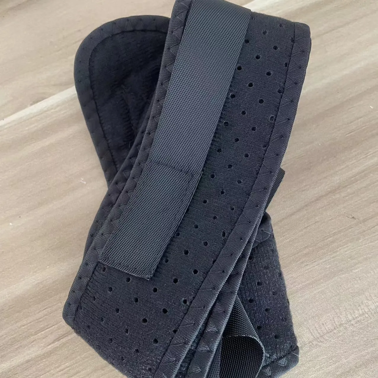 Nylon back posture correction band for anti-hunchback support during sitting