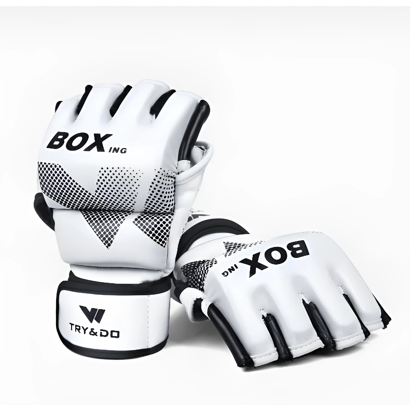 Half-finger boxing gloves in black made from polyurethane and explosion-proof leather for MMA Muay Thai training