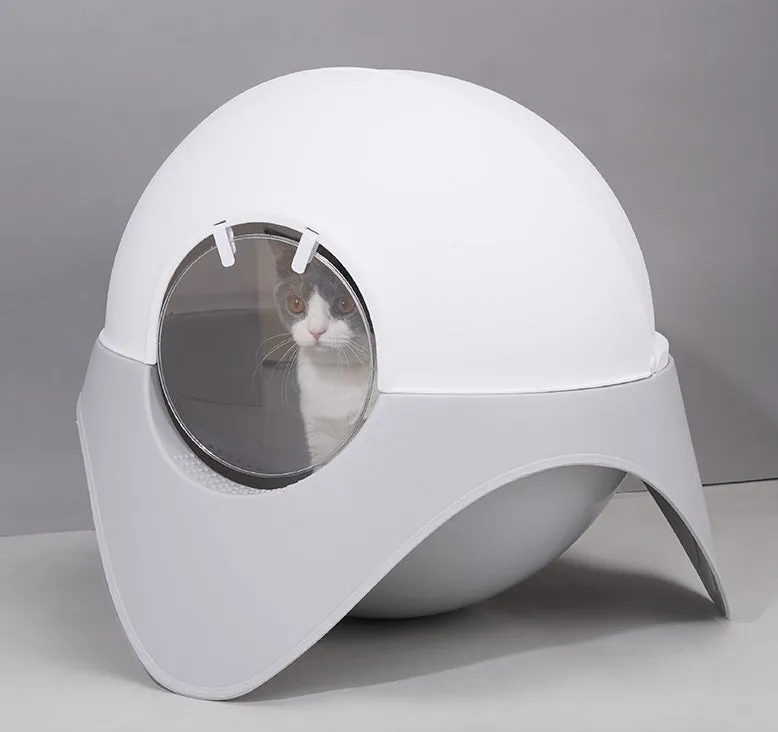 Large UFO enclosed litter box with snow house design in plastic