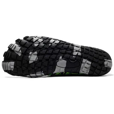 Unisex non-slip wading shoes with Lycra elastic upper and rubber sole in black, gray, green, and rose red