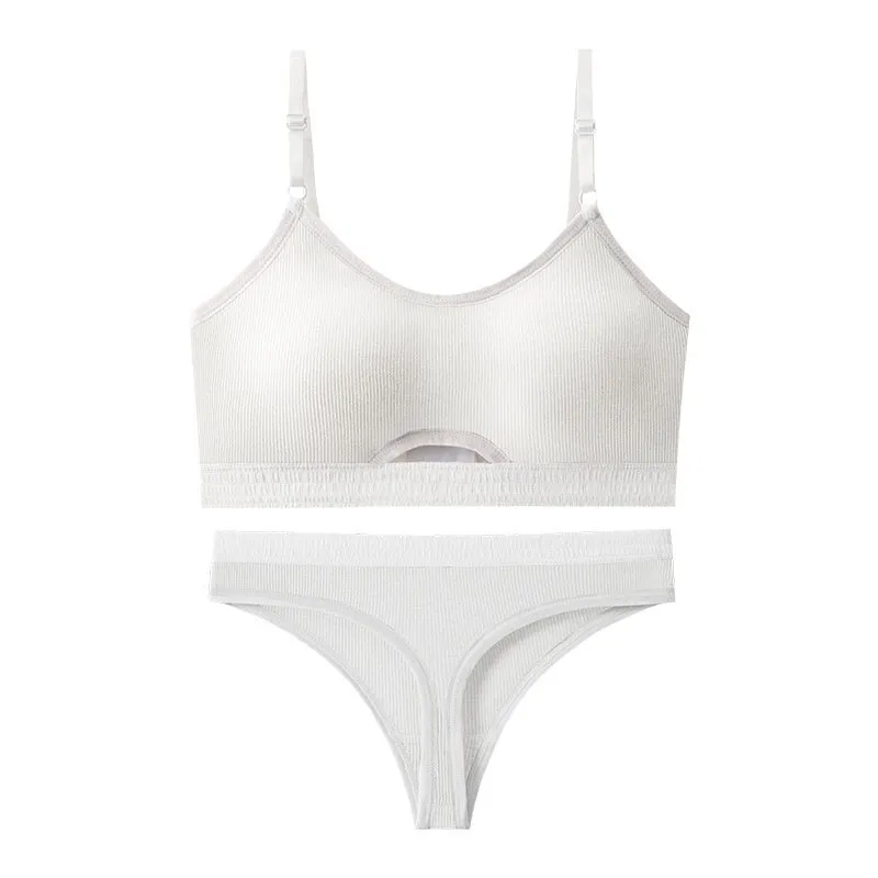 Beauty back sports bra and briefs set in contrasting colour with moulded cup and fixed shoulder straps.