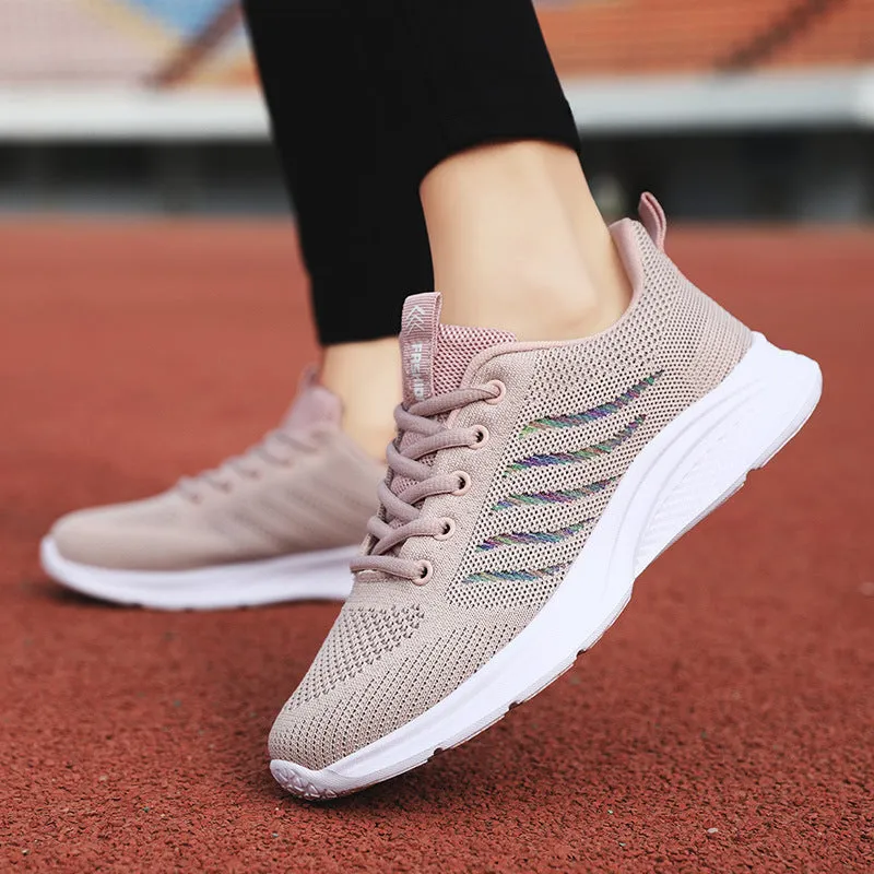 Women's middle-aged leisure mesh surface sneakers with rubber sole, front lace-up, flat heel, available in black