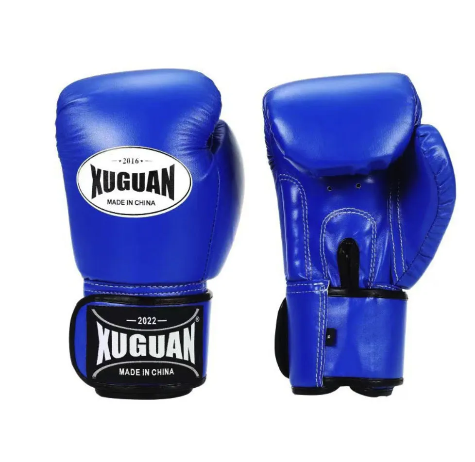 Pair of sandbag boxing gloves for Muay Thai training in red string colour, 10oz size