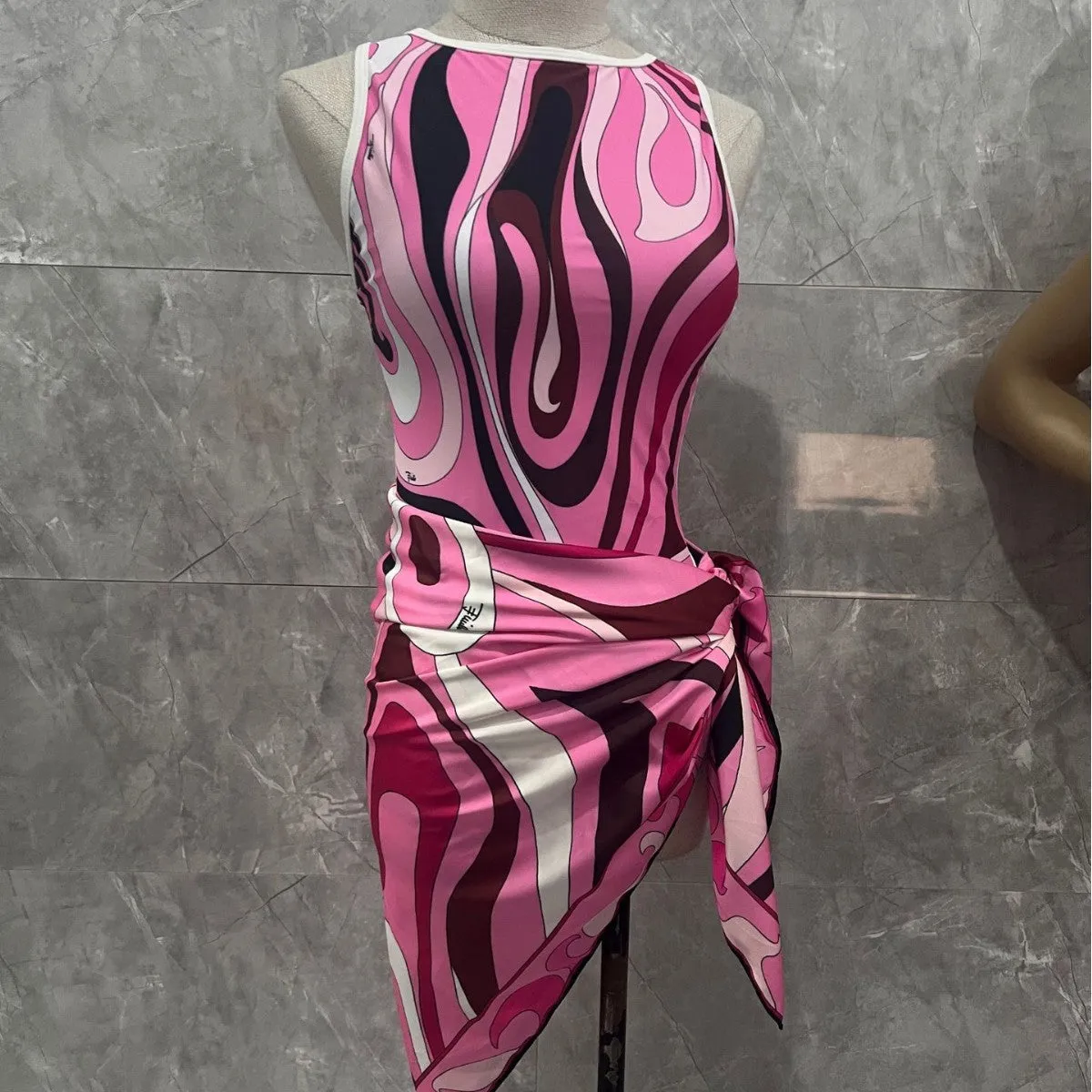 Women's striped polyester conjoined square scarf bikini swimsuit in blue and pink