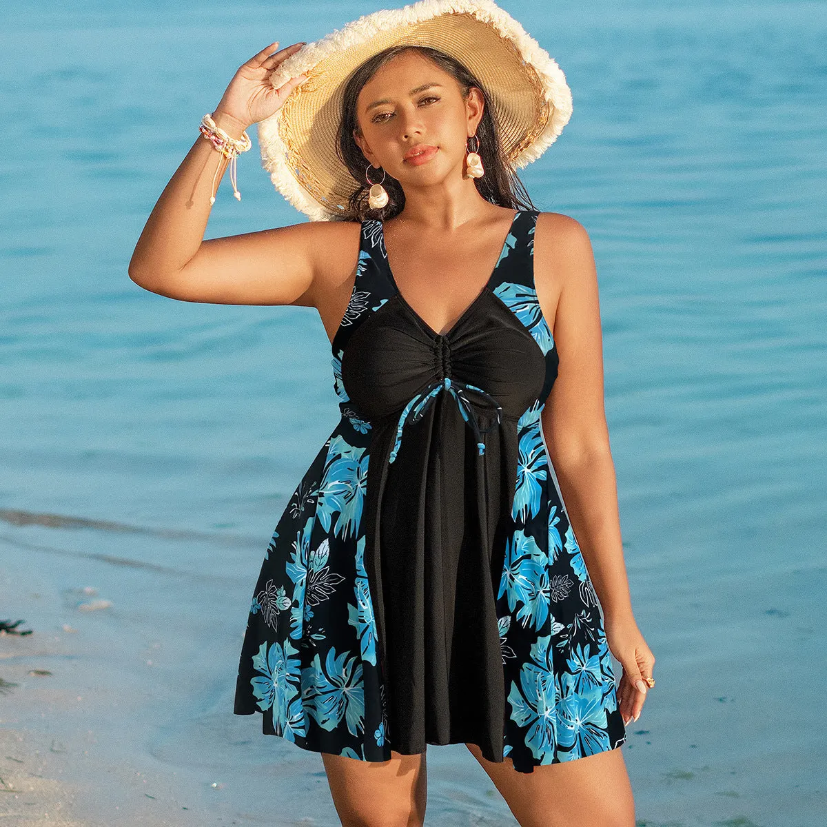 Women's conservative split swimsuit in leopard print, high elasticity nylon fabric, sizes L to 5XL