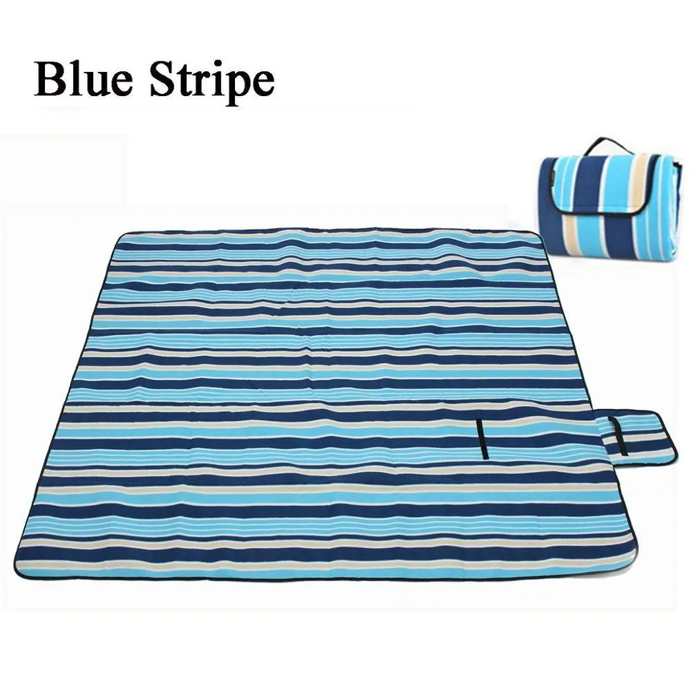 Thickened waterproof camping mat in blue stripes, 200x150cm, for outdoor picnics