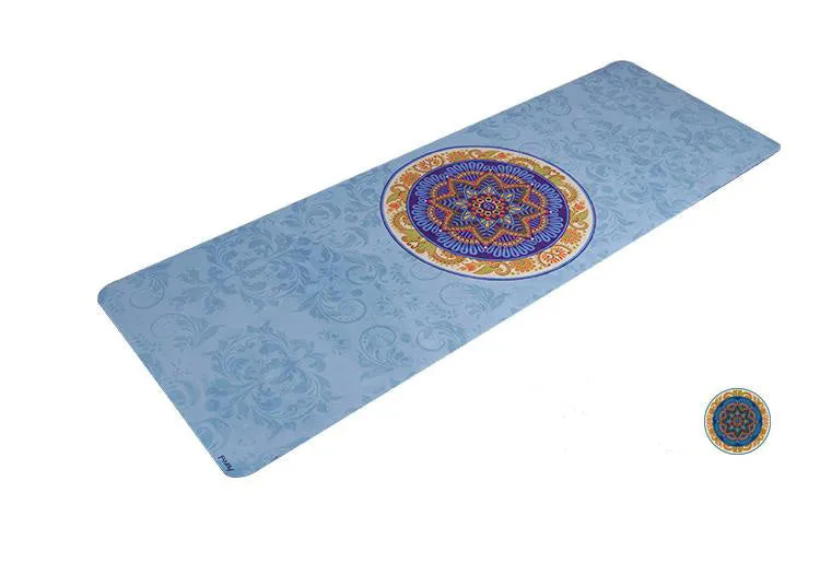 1.5mm natural rubber folding yoga mat with slip-resistant surface and printed pattern in green