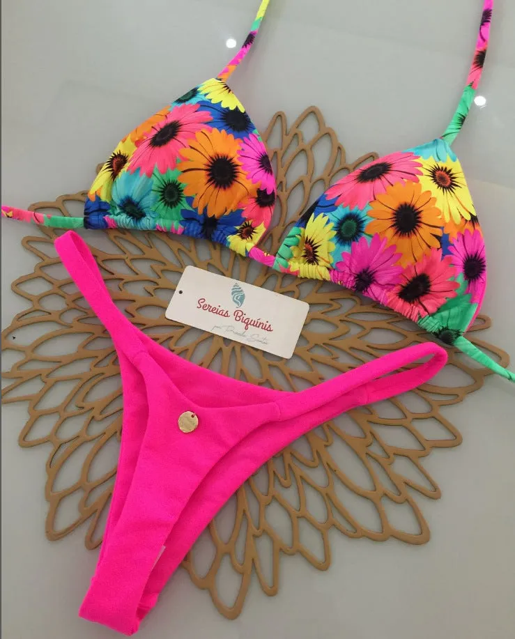 Split bikini set in high-waist Brazilian style, nylon and polyester, available in multiple colours and sizes S M L