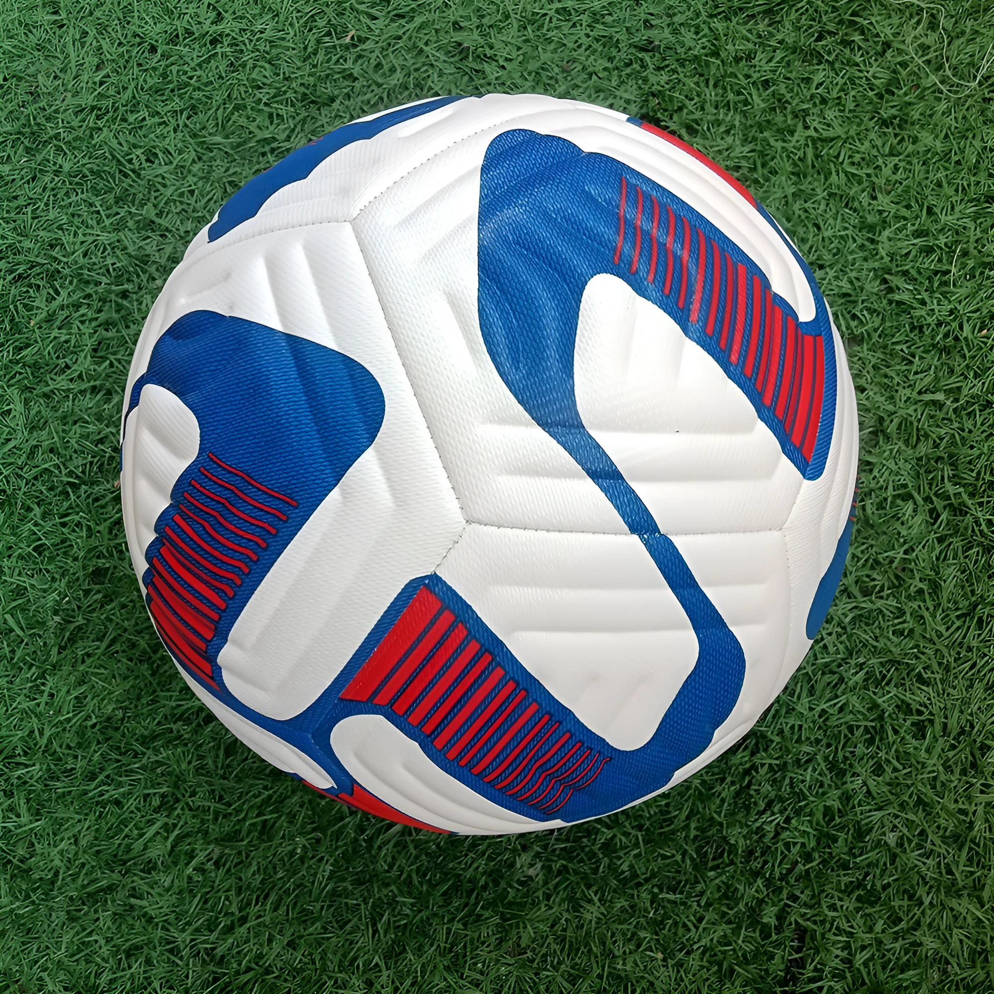 Winding yarn rubber lining football Size 5 in Red Star colour