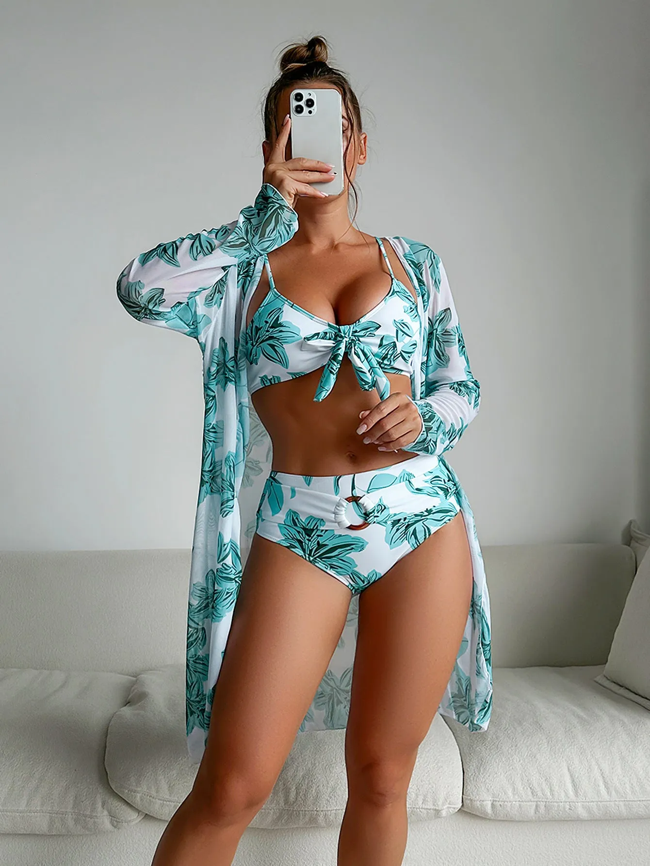 Women's three-piece multicolour printed bikini swimsuit set in polyester with high elasticity for swimming
