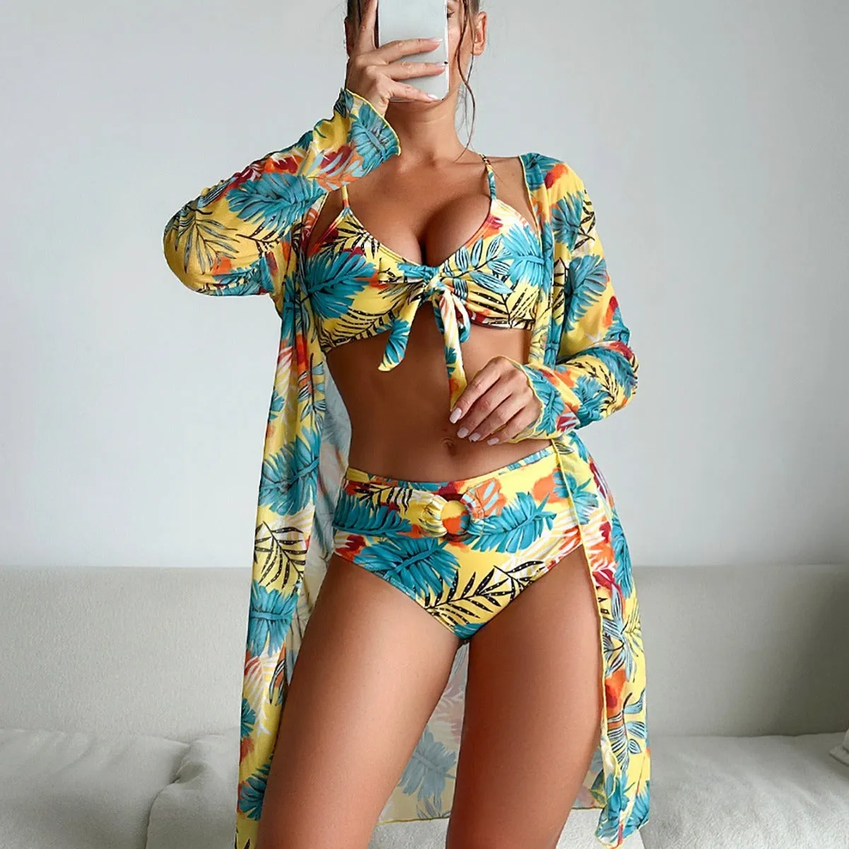 Women's three-piece multicolour printed bikini swimsuit set in polyester with high elasticity for swimming