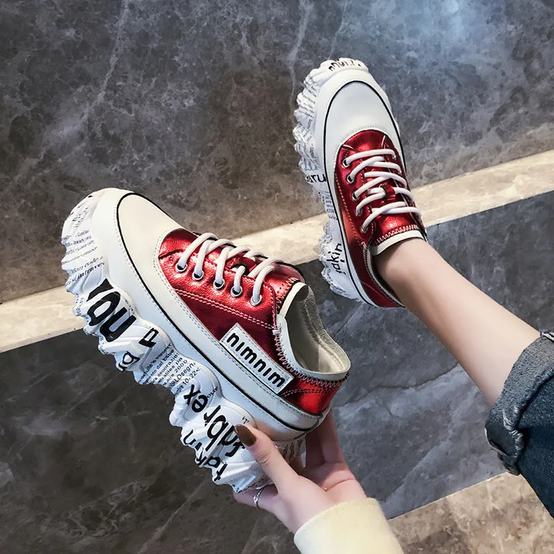 Trendy casual heightening sneakers in microfiber leather, solid colour black, newspaper trifle bottom outsole