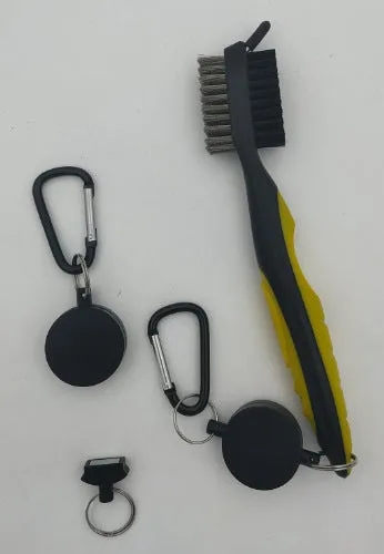 Golf club cleaning brush with magnetic snap button, stainless steel and PP wool bristles, black colour, without cover