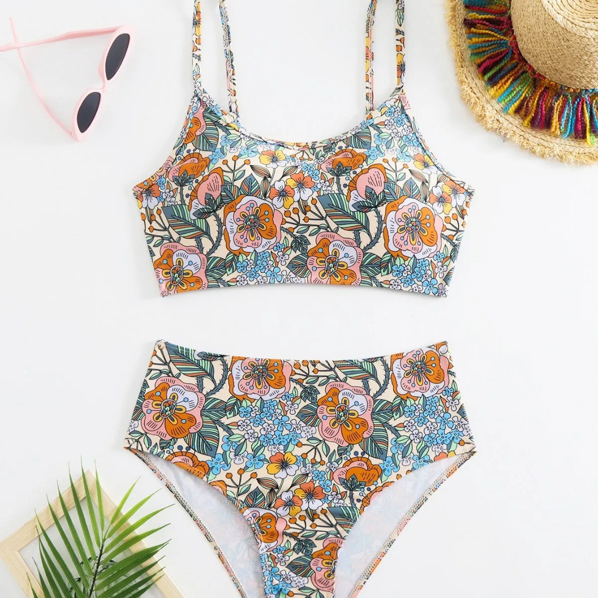 Printed high-waist bikini set for women in polyester with floral pattern, bra top and briefs