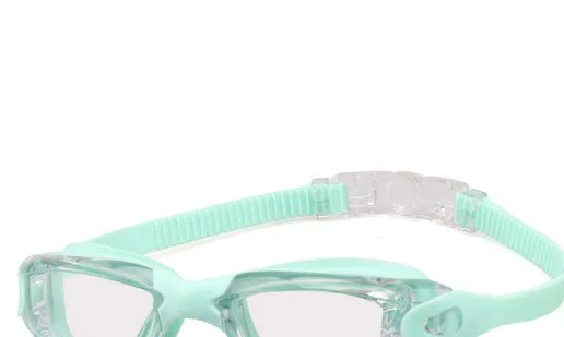 Swimming goggles with polycarbonate lenses and silicone earplugs in black silver plated finish