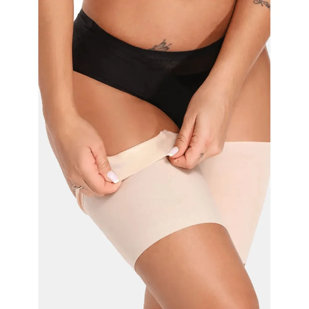 Women's anti-friction silicone thigh strap in black nylon for running and fitness equipment use