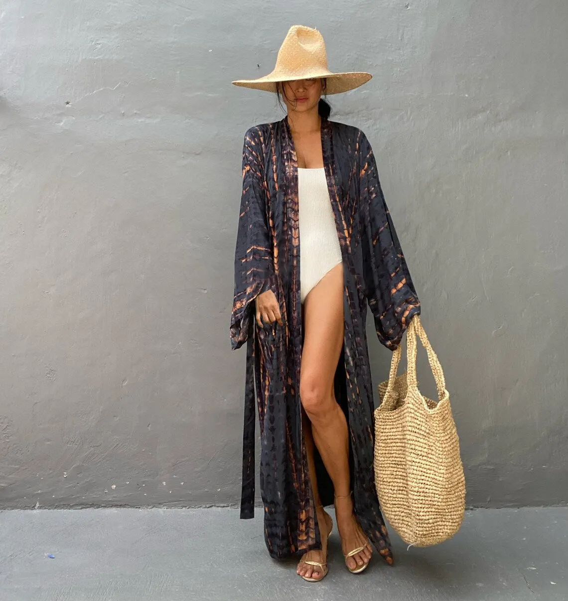 Women's loose cotton beach cover-up blouse in a solid colour from the DN0712 series.