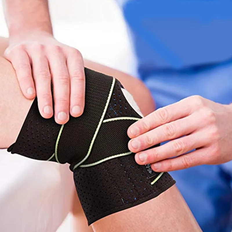 Black sports kneepads with adjustable fit for cycling running basketball gym fitness protection