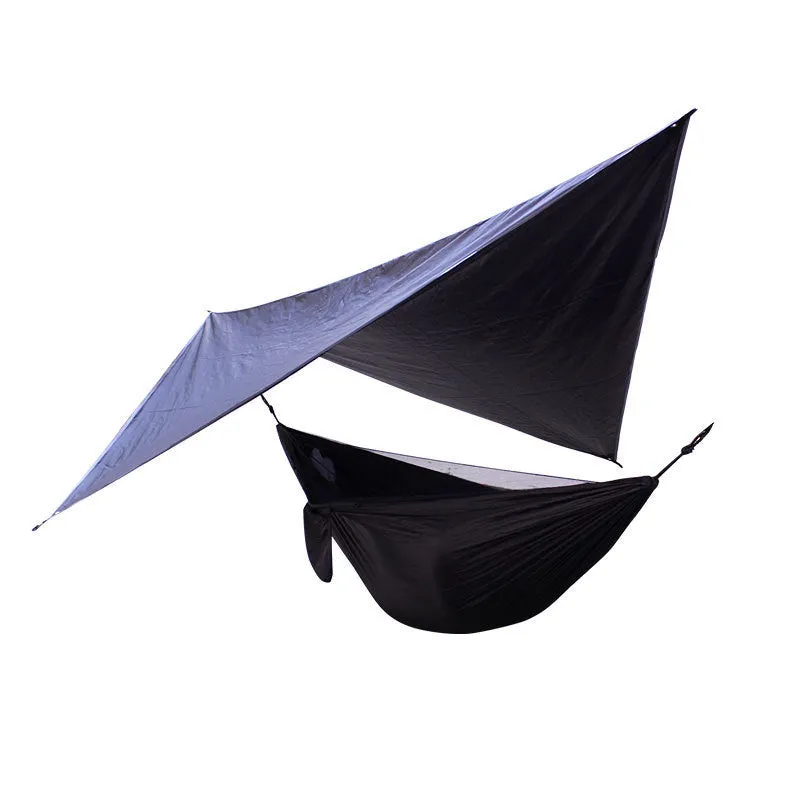 Portable camping hammock with nylon rope surface and integrated mosquito net, with a large polyester plaid diamond canopy in army green colour