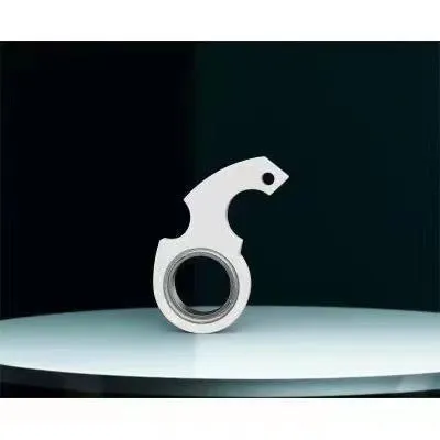 Metal texture rotating keychain in karambit style with key ring in black colour