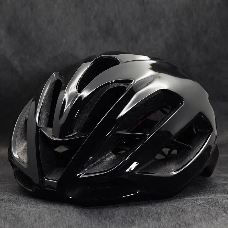 Mountain bike split helmet in black, EPS foam liner, side view