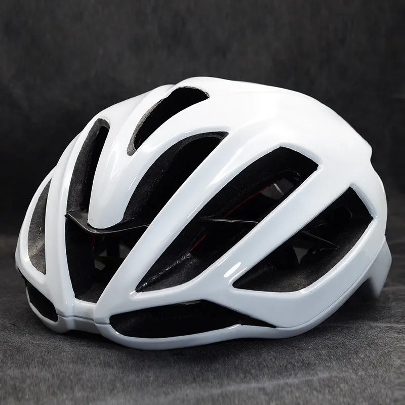 Mountain bike split helmet in black, EPS foam liner, side view