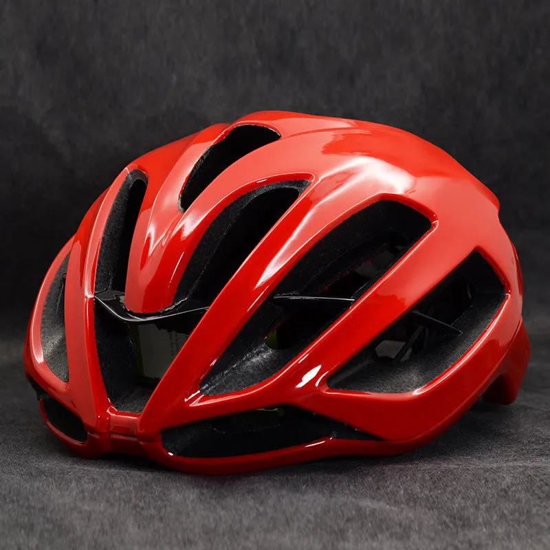 Mountain bike split helmet in black, EPS foam liner, side view