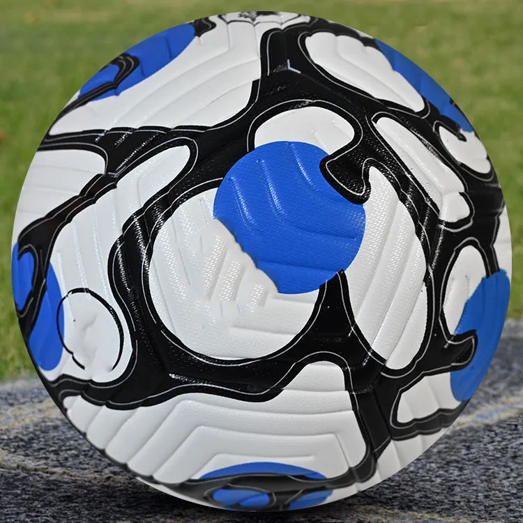 Kick-resistant seamless hot bonding football in No. 5 size, PU leather cover with butyl inner tube