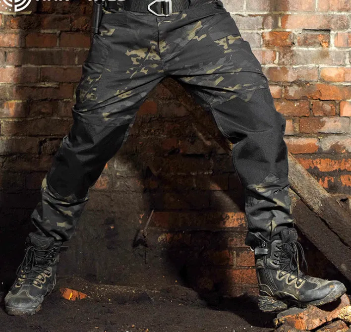 Quartermaster Camouflage Tactical Pants in dark night camouflage colour, slim fit, quick-drying polyester cotton fabric