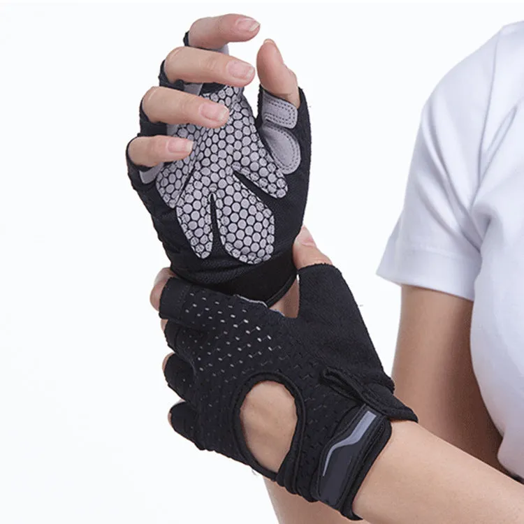 Nylon fitness gloves in black with wristband for dumbbell and horizontal bar training
