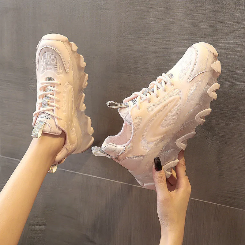 White breathable net casual sports shoes with sheep suede upper and lace closure