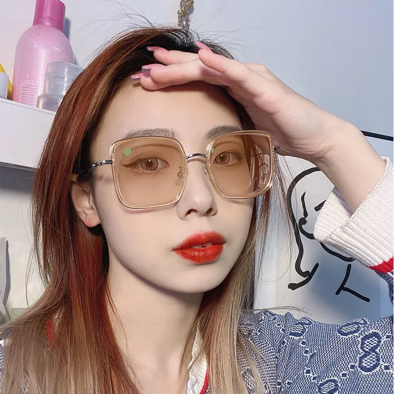 Photochromic large frame myopia glasses in Black Gold Gray colour with anti-blue light lens