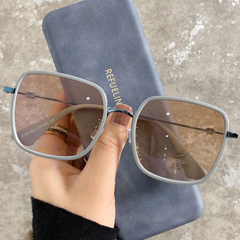 Photochromic large frame myopia glasses in Black Gold Gray colour with anti-blue light lens