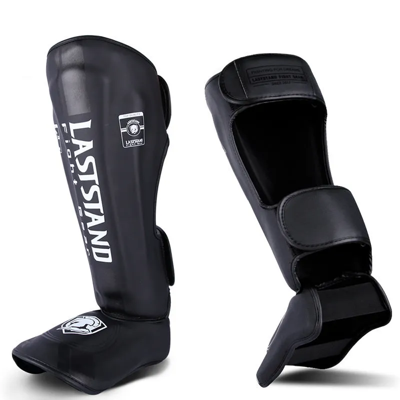 Sanda boxing training leggings in black and gold with instep design