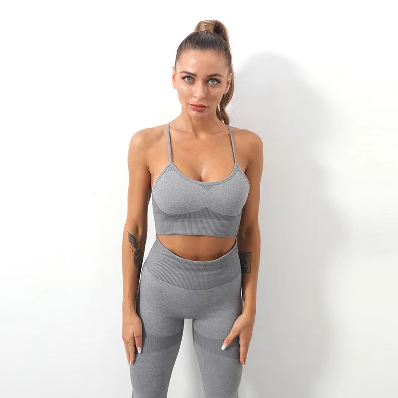 Women's seamless knitted sling sports bra and yoga trousers set in solid colour for fitness