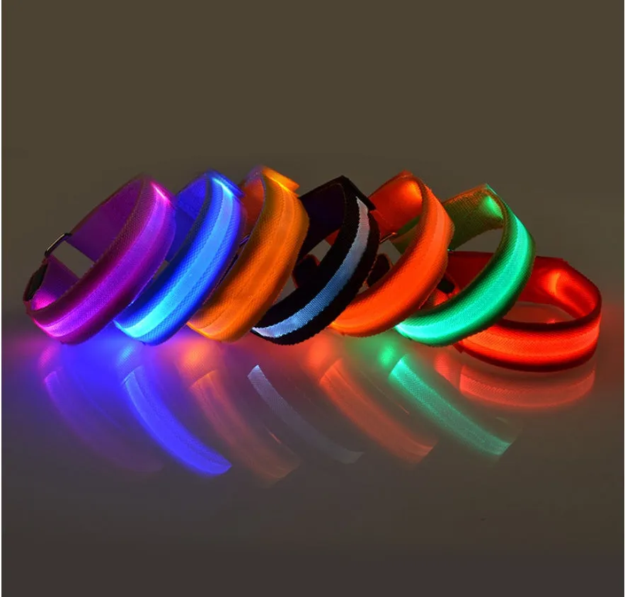 LED arm band with 7 colour options and 3 blink modes on black nylon strap