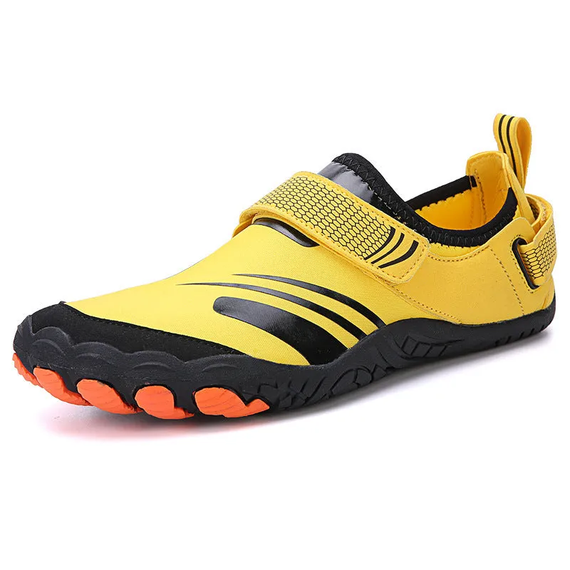 Men's breathable mesh sports shoes with rubber sole for climbing cycling and fitness in black