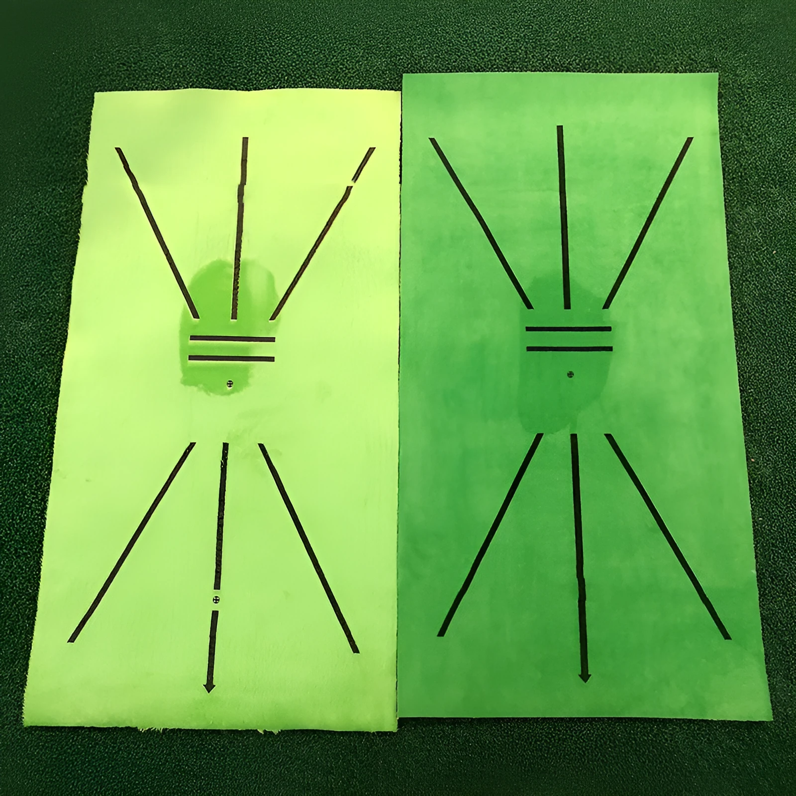 Indoor golf practice pad with crystal swan suede surface, SBR base, three rainbow balls, 30x60cm