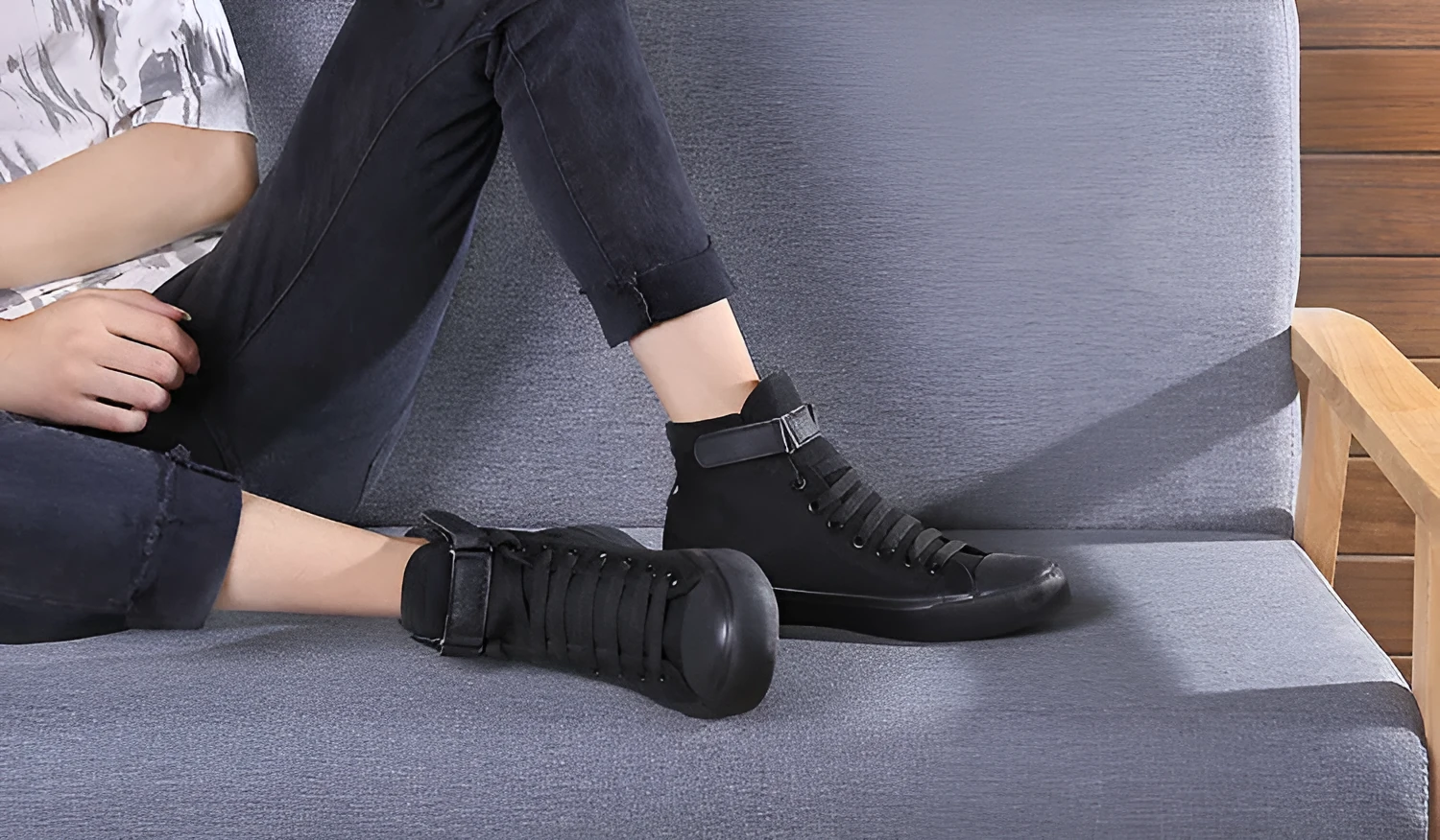 Women's lace up plimsoll canvas shoes casual flat sneakers black white