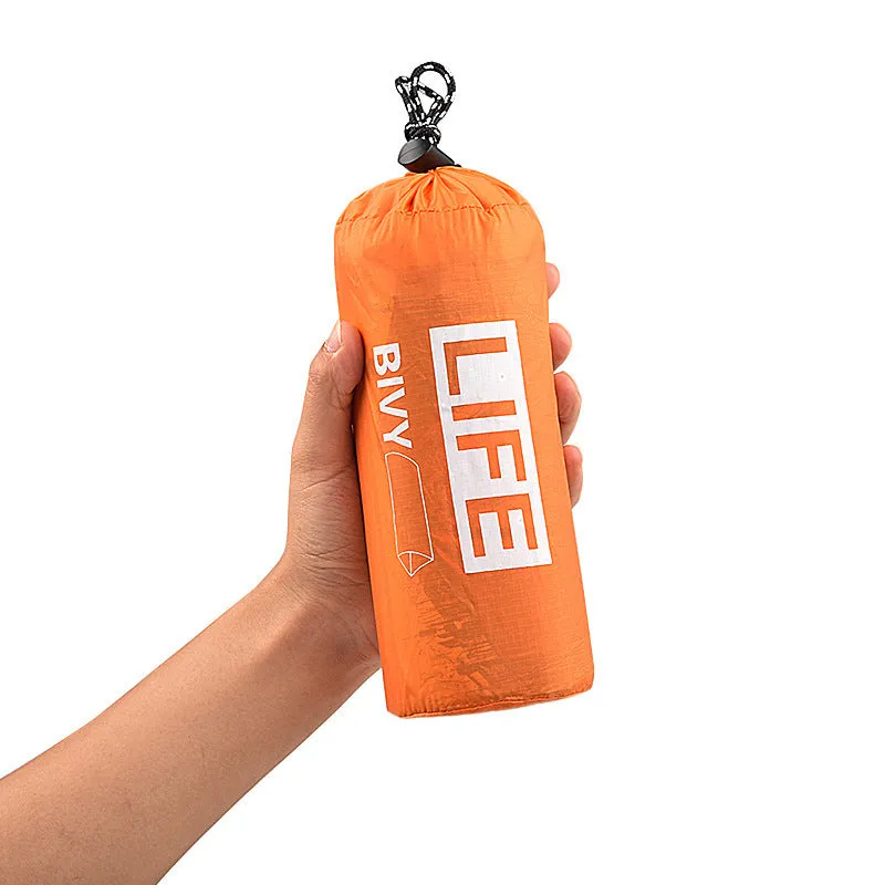 Outdoor single layer warm tent in PE aluminium foil, envelope style, with outer carry bag