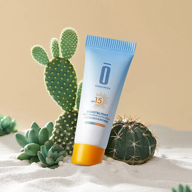 Water locking moisturizing sunscreen 30g tube with whitening freckle removing variant