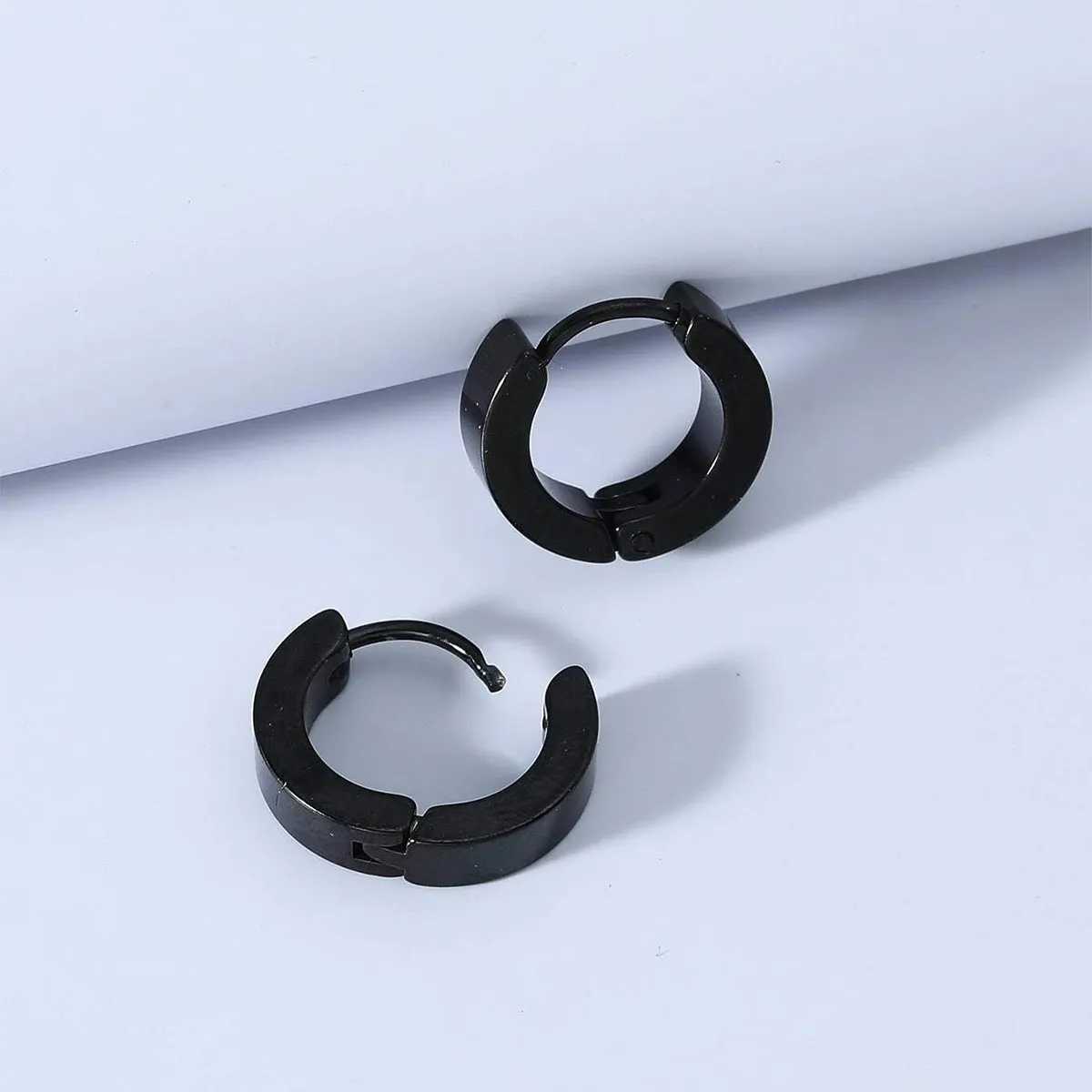 Black stainless steel geometric circle earrings for men unisex fashion OL style