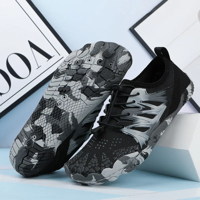 Unisex quick-drying mesh wading shoes with lace-up front and non-slip rubber sole.