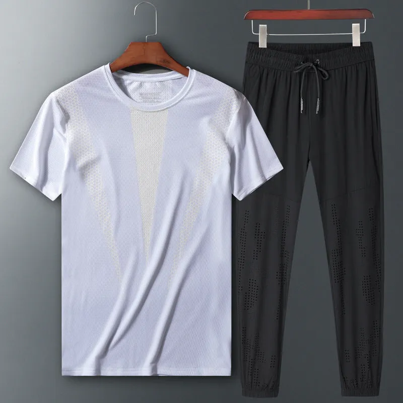 Two-piece short-sleeved sportswear set in black with round neck and nylon fabric